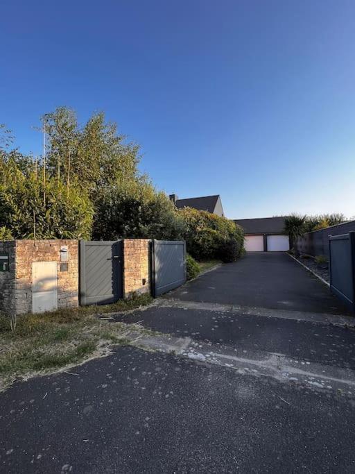 La Maison Rose - Avec Grand Jardin Clos A 300M De La Mer Hauteville-sur-Mer Eksteriør bilde